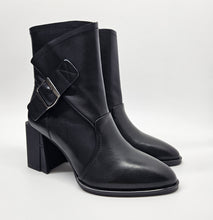 Load image into Gallery viewer, JASON batai