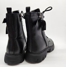 Load image into Gallery viewer, JACOB aulinukai (nat. kailio pašiltinimas)