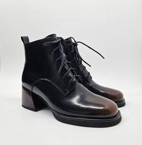 NICK aulinukai su kulnu