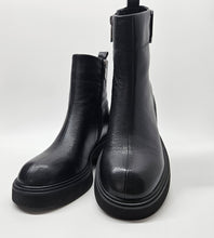 Load image into Gallery viewer, COLIN batai