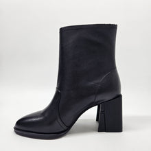 Load image into Gallery viewer, JASON batai