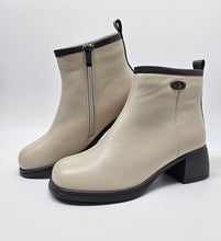 Load image into Gallery viewer, EMILY batai