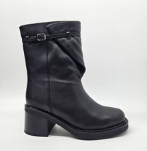 Load image into Gallery viewer, JOSE aulinukai (nat. kailio pašiltinimas)