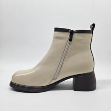 Load image into Gallery viewer, EMILY batai